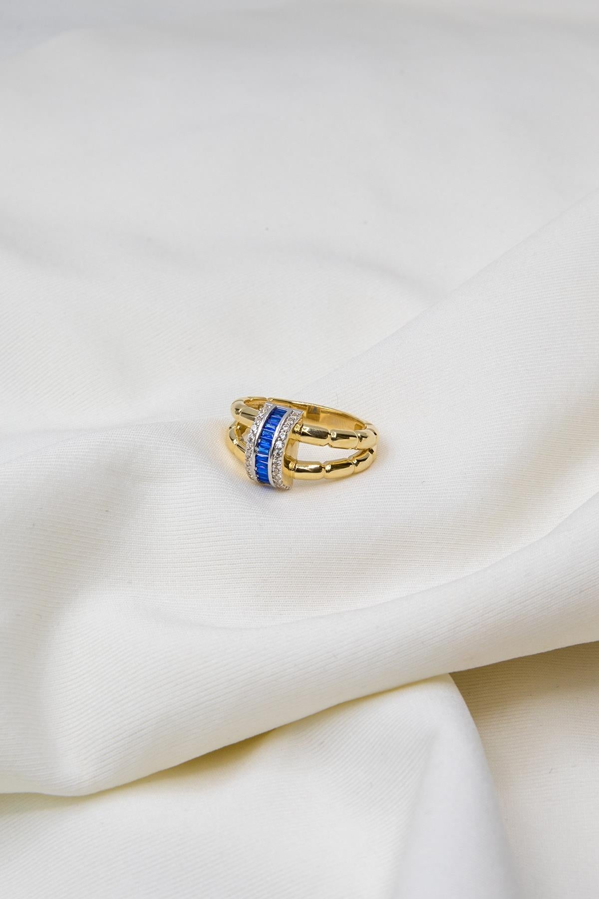 14K Solid Gold Ring with Baguette Stone